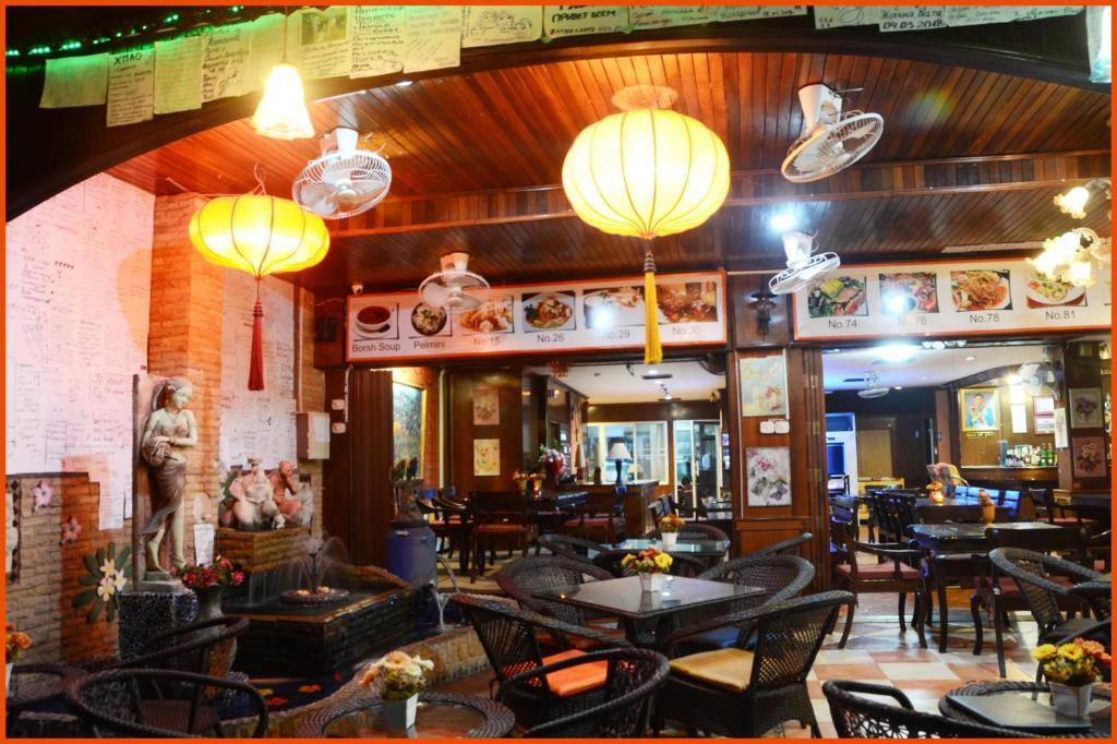Gold Coast Inn Pattaya Zewnętrze zdjęcie